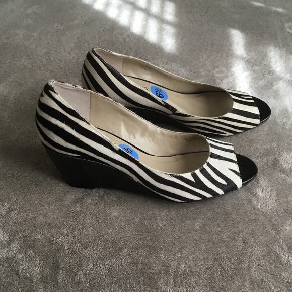 Ellen Tracy Shoes - Ellen Tracy Zebra Peep Toe Wedge 6.5
